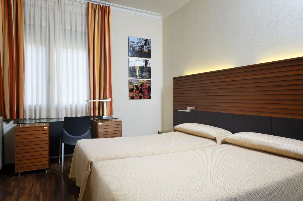 Hotel Astoria Barcelona Room photo